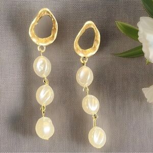Classic Coastal Chic Gold & Pearl Drop Earrings Jewelry for Women 2.5”